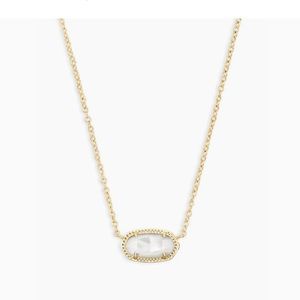 Kendra Scott Elisa Pendant Necklace in Ivory Pearl